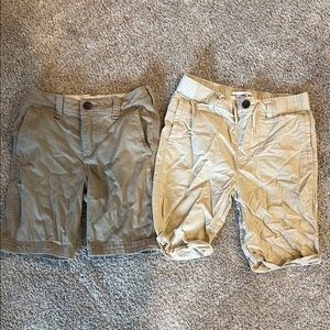 Abercrombie Kids Bots Tan Shorts size 9/10